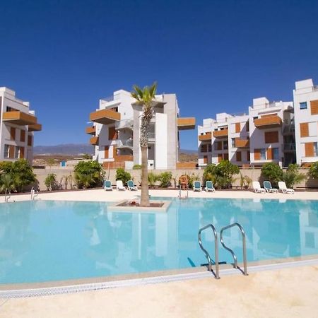 El Medano Beachfront Triplex Penthouse With Pool, Rooftop, Sea View Dış mekan fotoğraf
