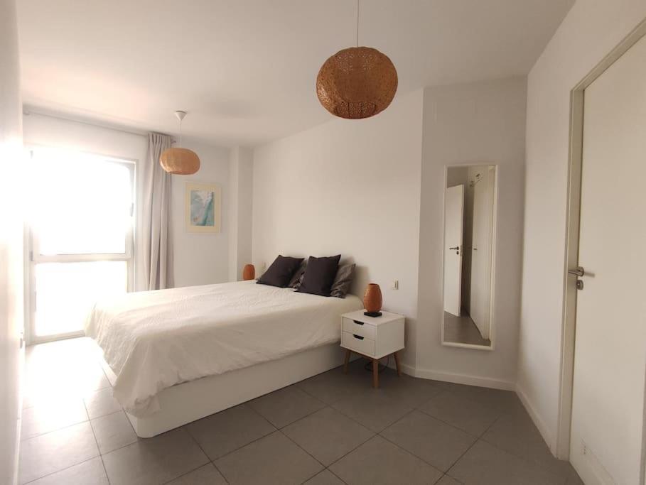 El Medano Beachfront Triplex Penthouse With Pool, Rooftop, Sea View Dış mekan fotoğraf