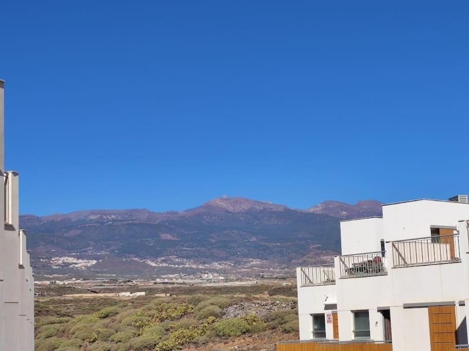 El Medano Beachfront Triplex Penthouse With Pool, Rooftop, Sea View Dış mekan fotoğraf